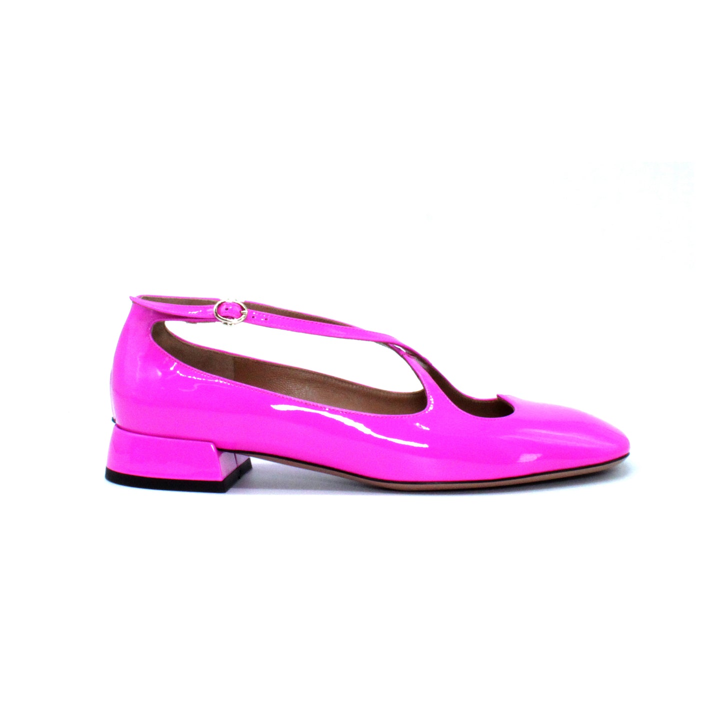 Pump Two for Love in fuchsia patent leather