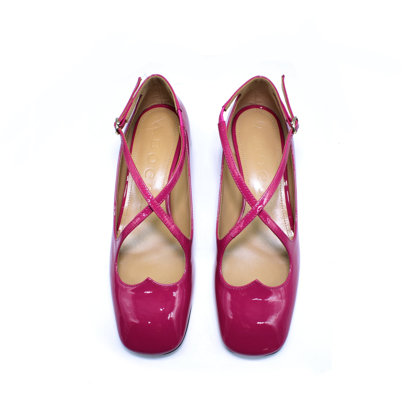 Pump Two for Love in cyclamen-colored patent leather