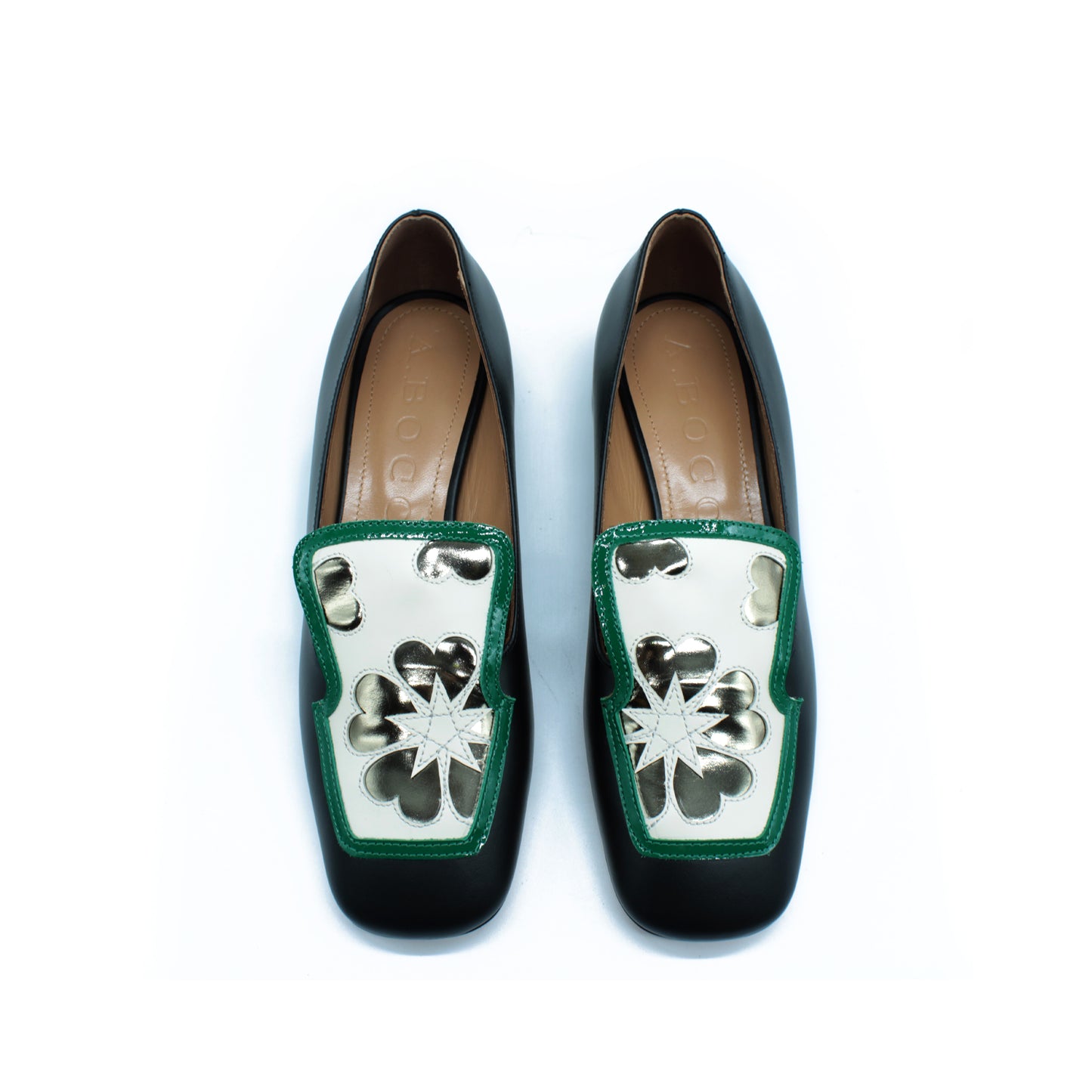 Loafer tricolor con inserti a cuore