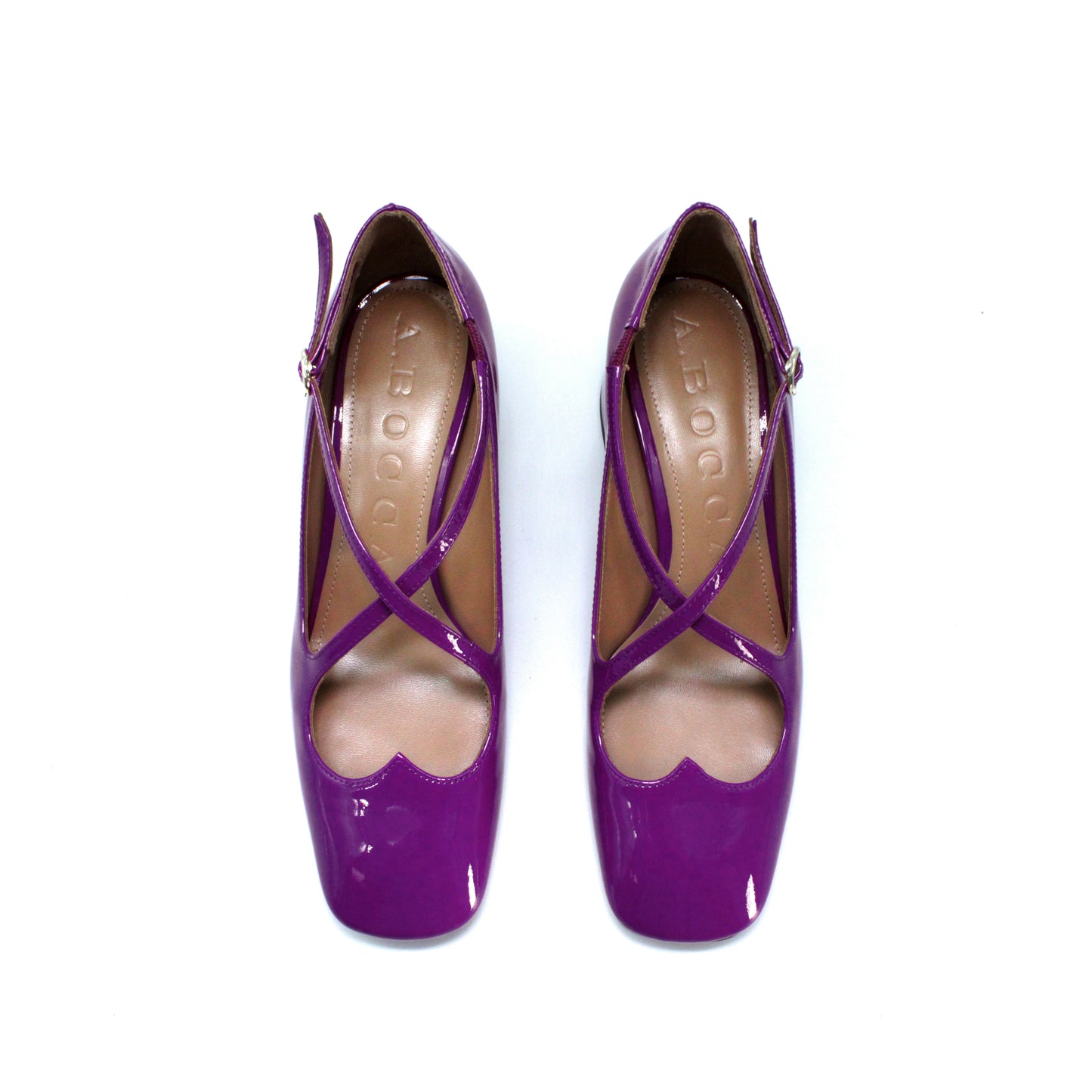 Pump Two for Love in purple patent leather