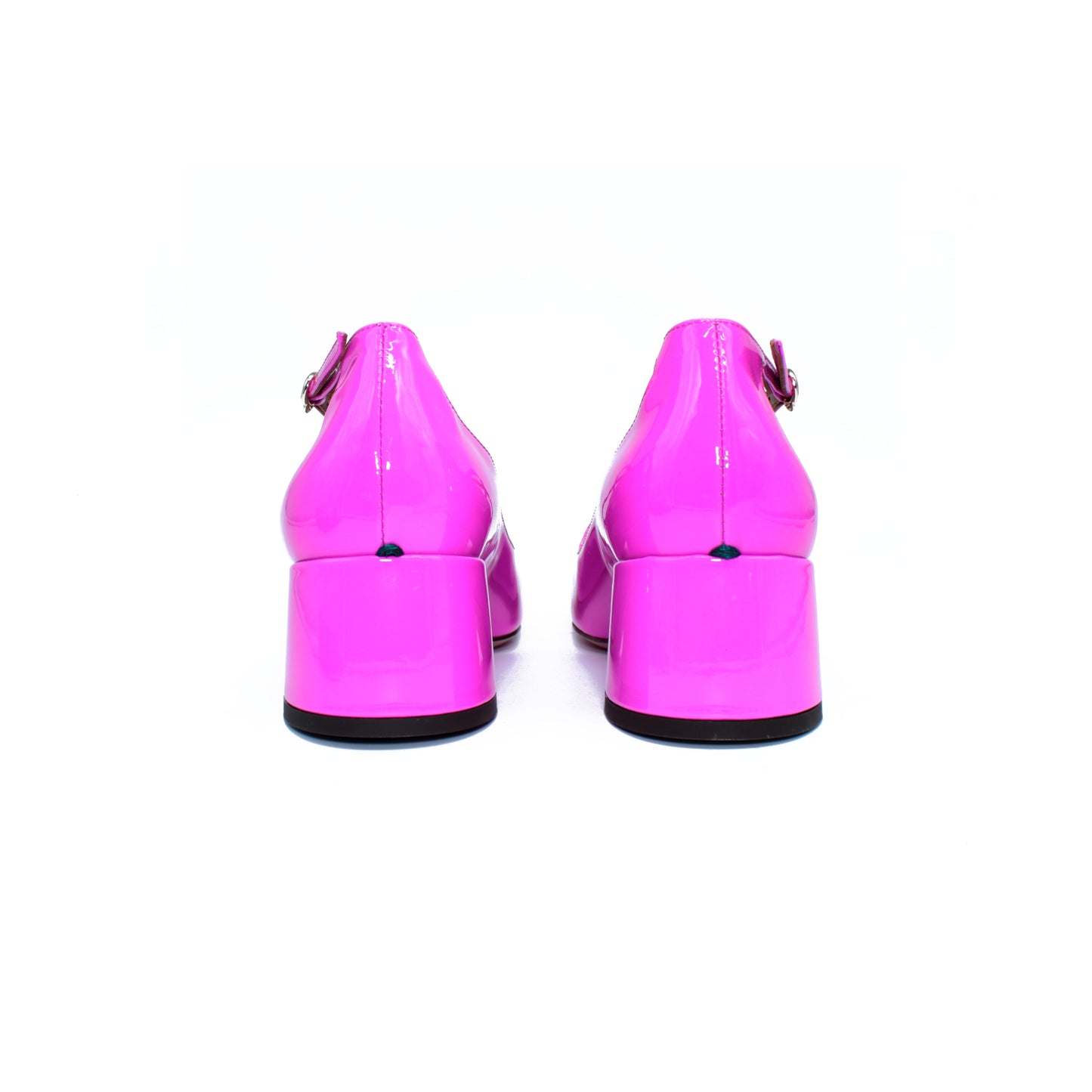 Pump Two for Love in vernice color fuxia