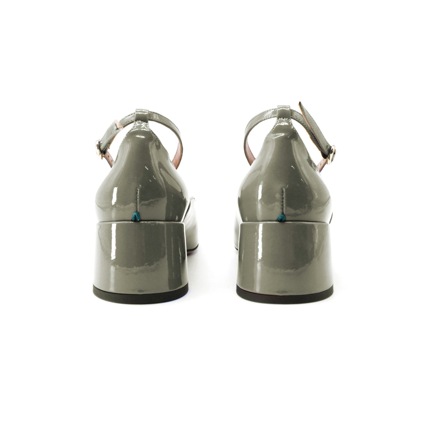 T-strap in concrete color paint
