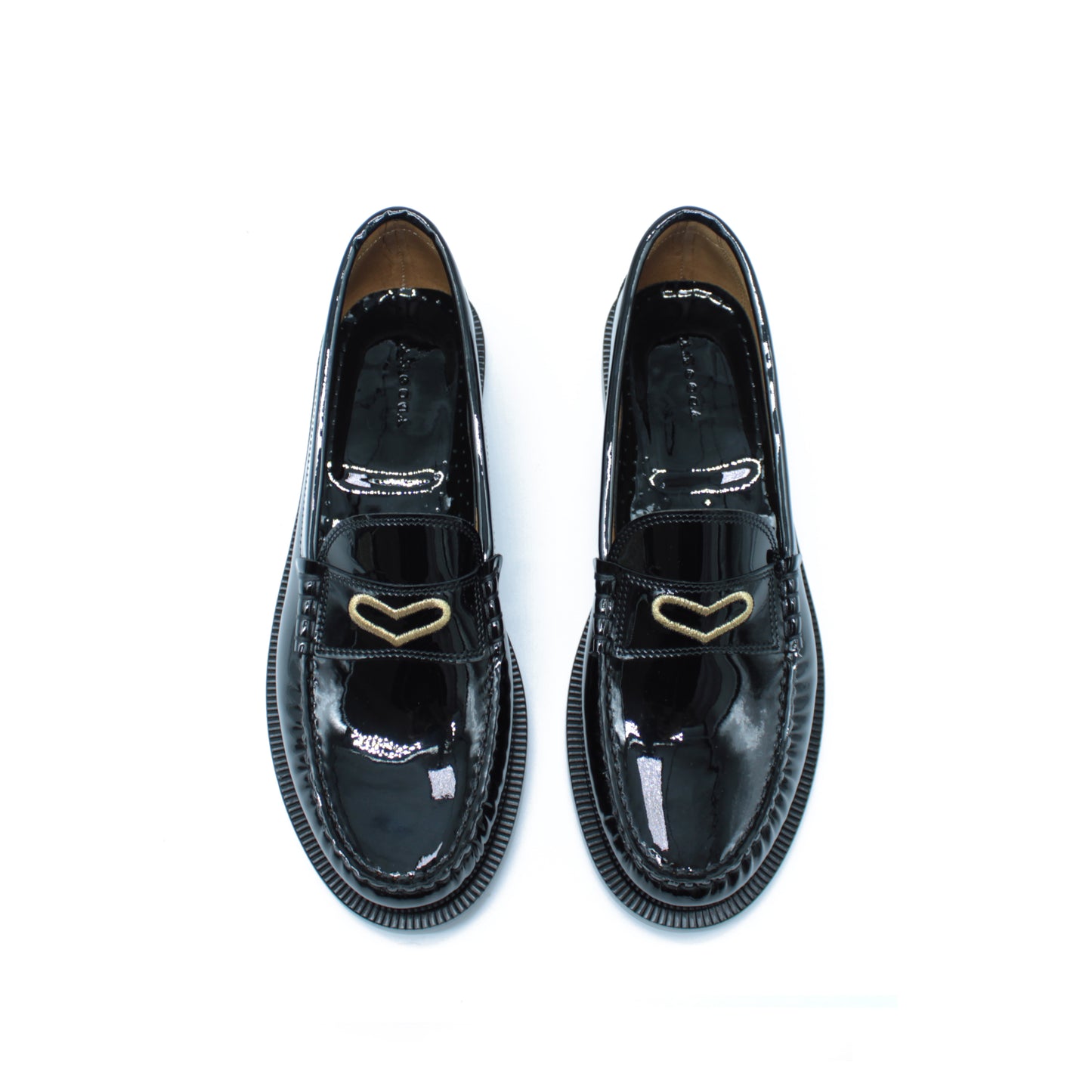 Moccasin in black patent leather