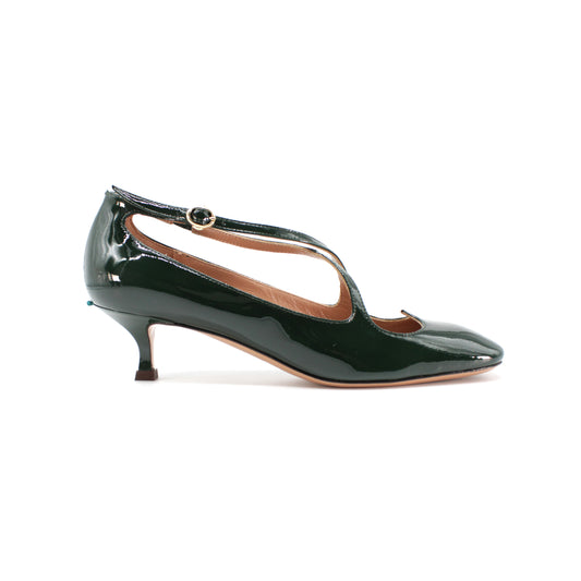 Two for Love "kitten heel" in pine-colored patent leather