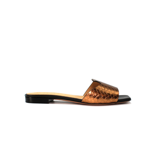 A.Bocca Slide in rum-colored laminated leather